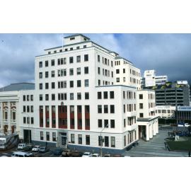 Civic Centre, public areas in vicinity of MOB and Dominion building