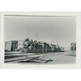 Goods train heading north, Ngaio