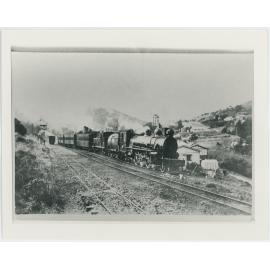 Two trains on Johnsonville Railway Line, Ngaio