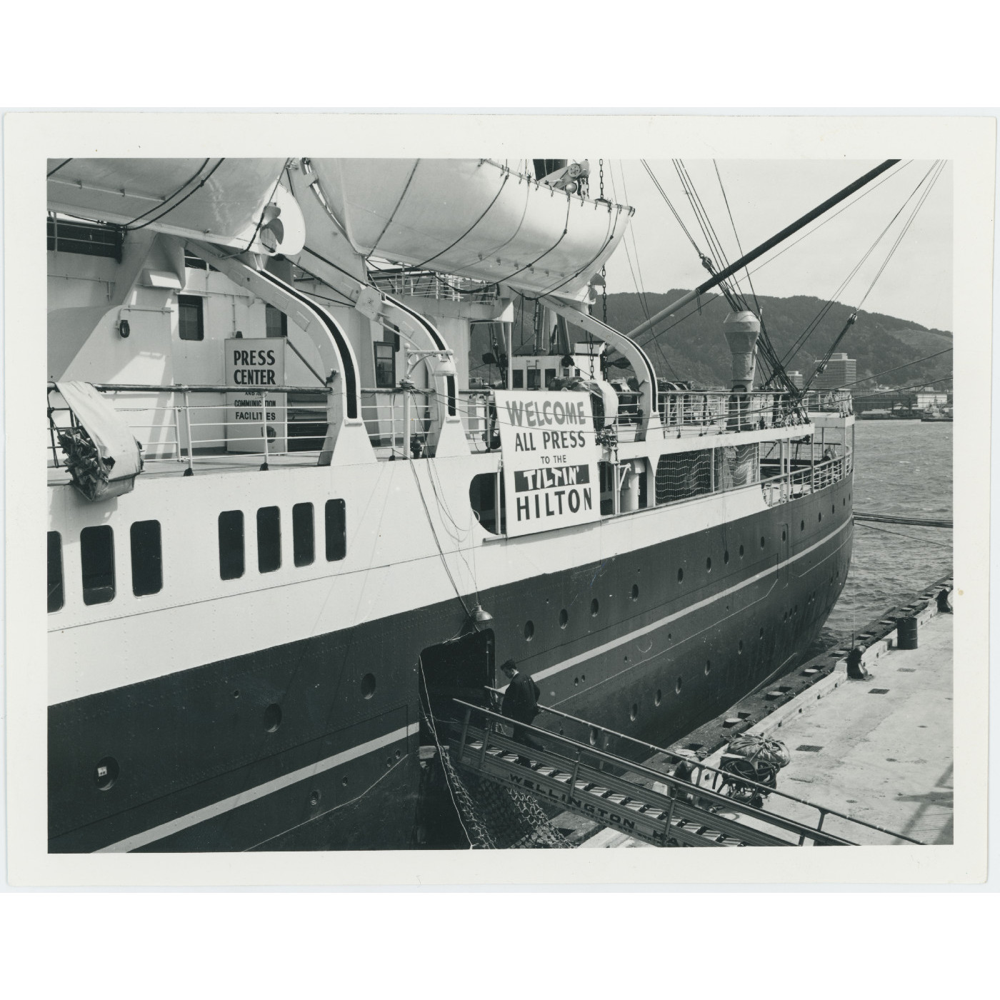 TEV Hinemoa, photographs