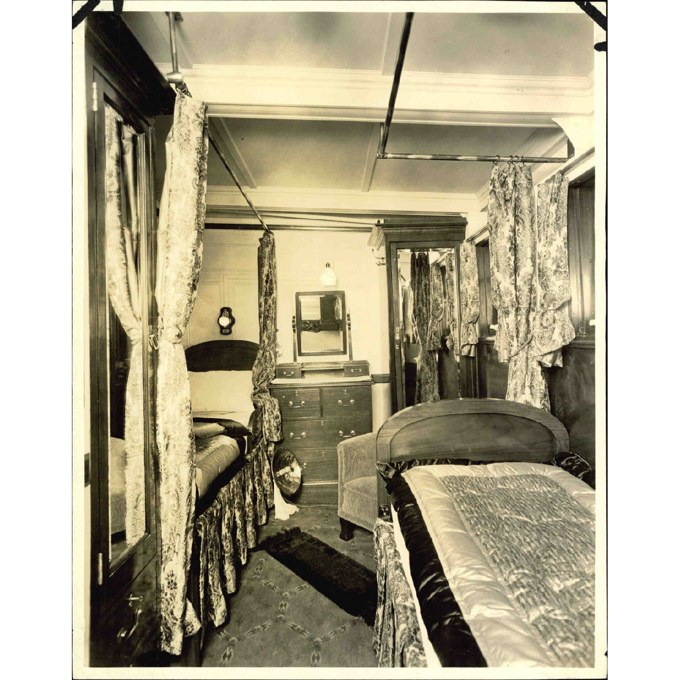 TSS Makura, interior photographs