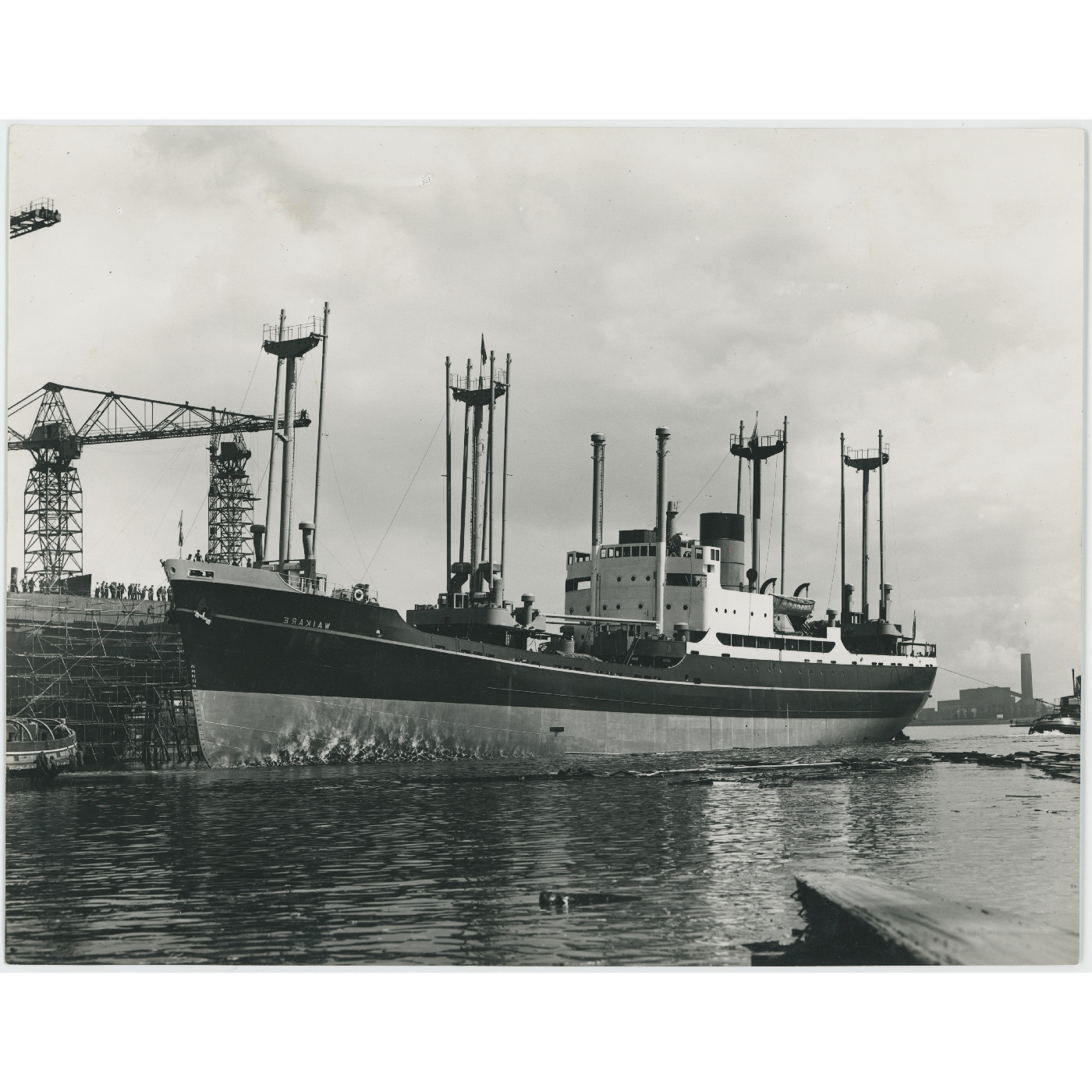 Waikare II, photographs of construction and launch
