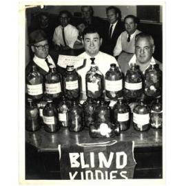 'Mayor' of Thorndon voting jars