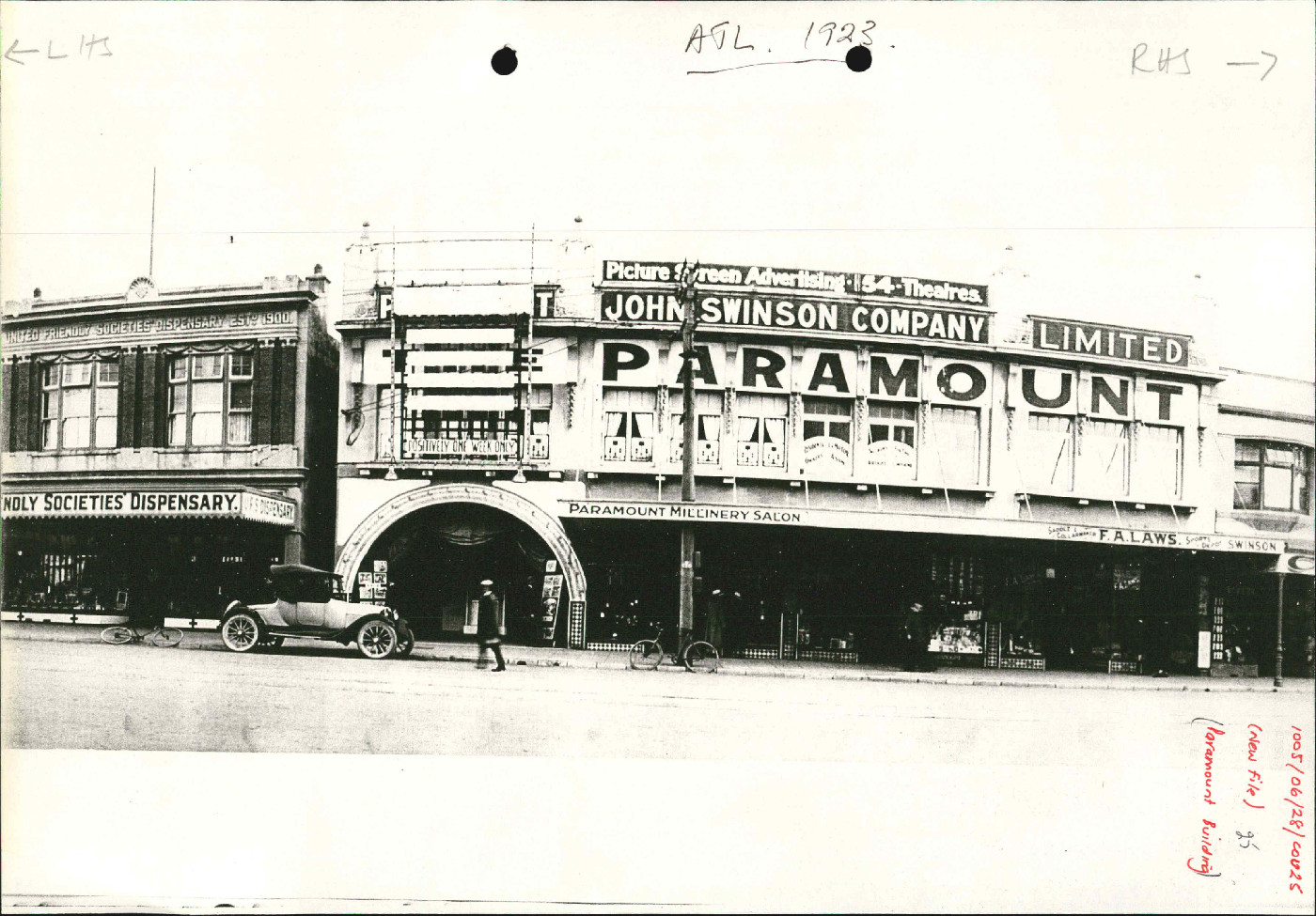 Wellington City Council Archives, 00726-1041-06-COU25 Vol 1